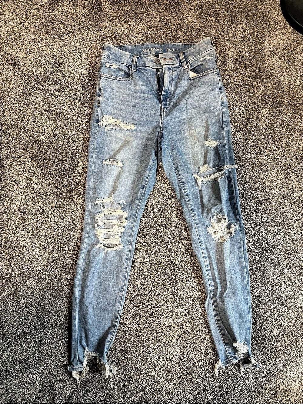 American Eagle Next Level Stretch Distressed Skinny Jeans in Blue Size 8
